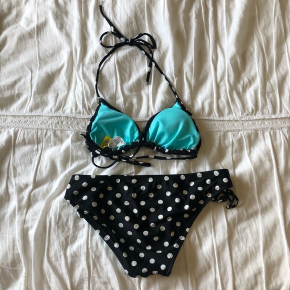POLKA DOT RUFFLE BIKINI ❤️ - Picture 2 of 4